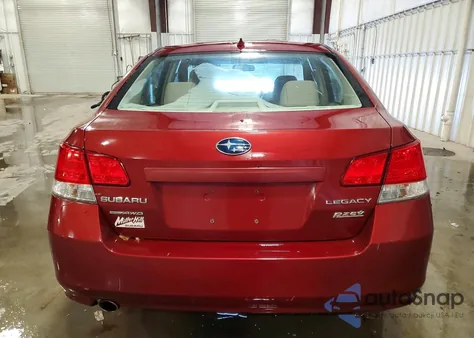 2014 Subaru Legacy 2.5I Premium z USA, uszkodzony, nr VIN 4S3BMBC66E3026472